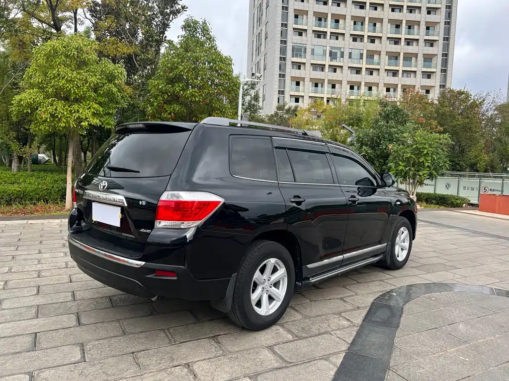 Toyota Highlander — миниатюра 8