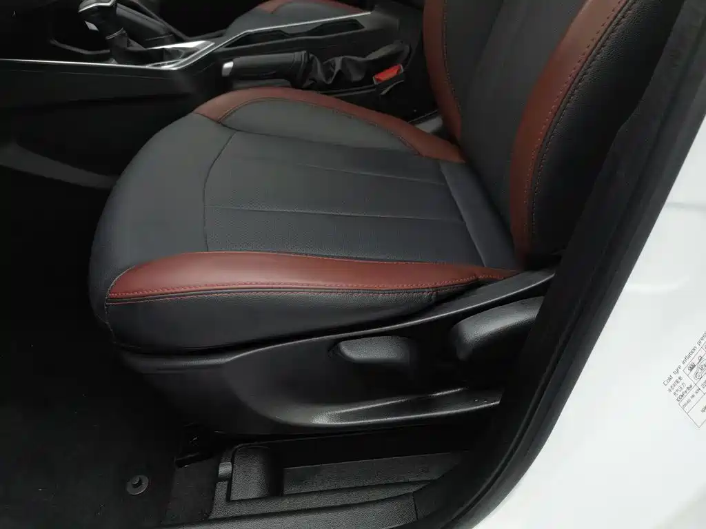 Geely Vision X3 — миниатюра 20