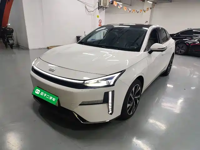 GEELY GALAXY GALAXY L6 2023