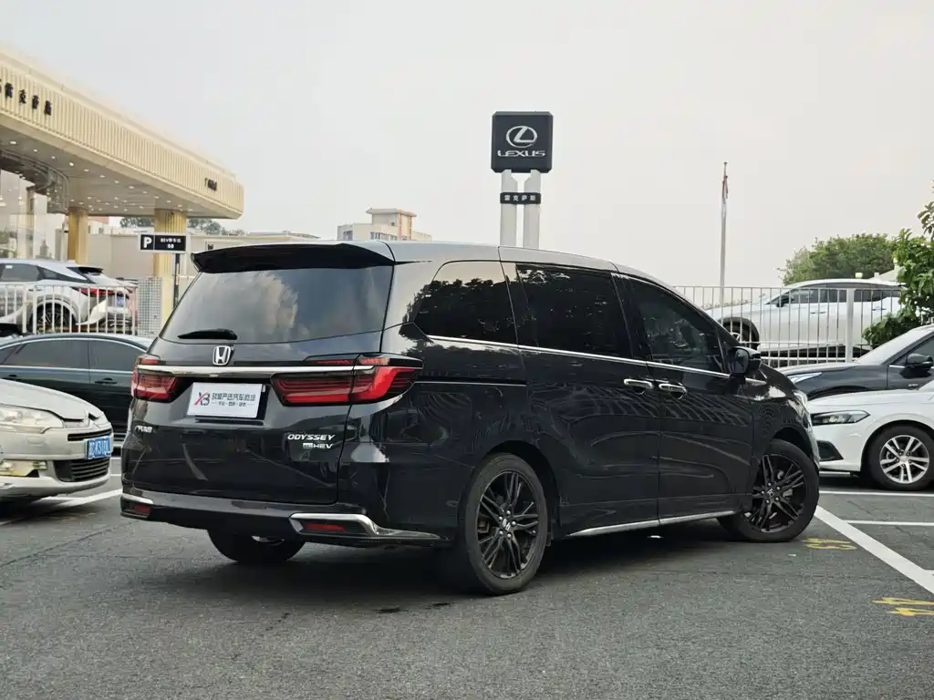 Honda Odyssey — миниатюра 4