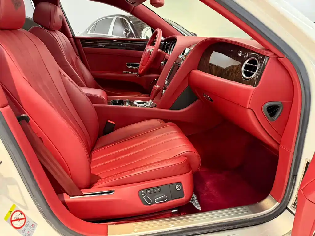 Bentley Flying Spur — миниатюра 11