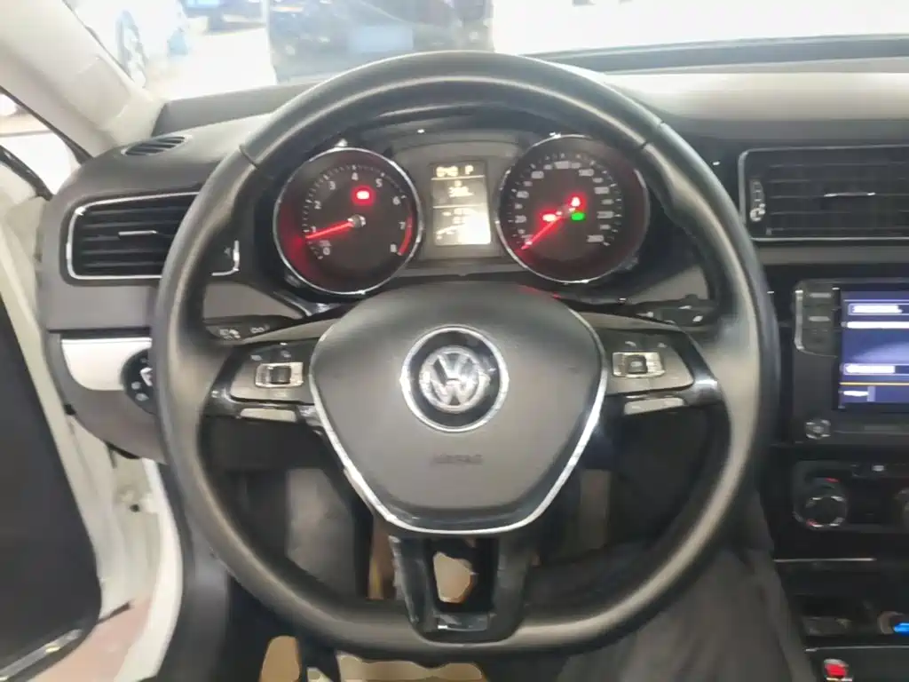 Volkswagen Sagitar — миниатюра 11