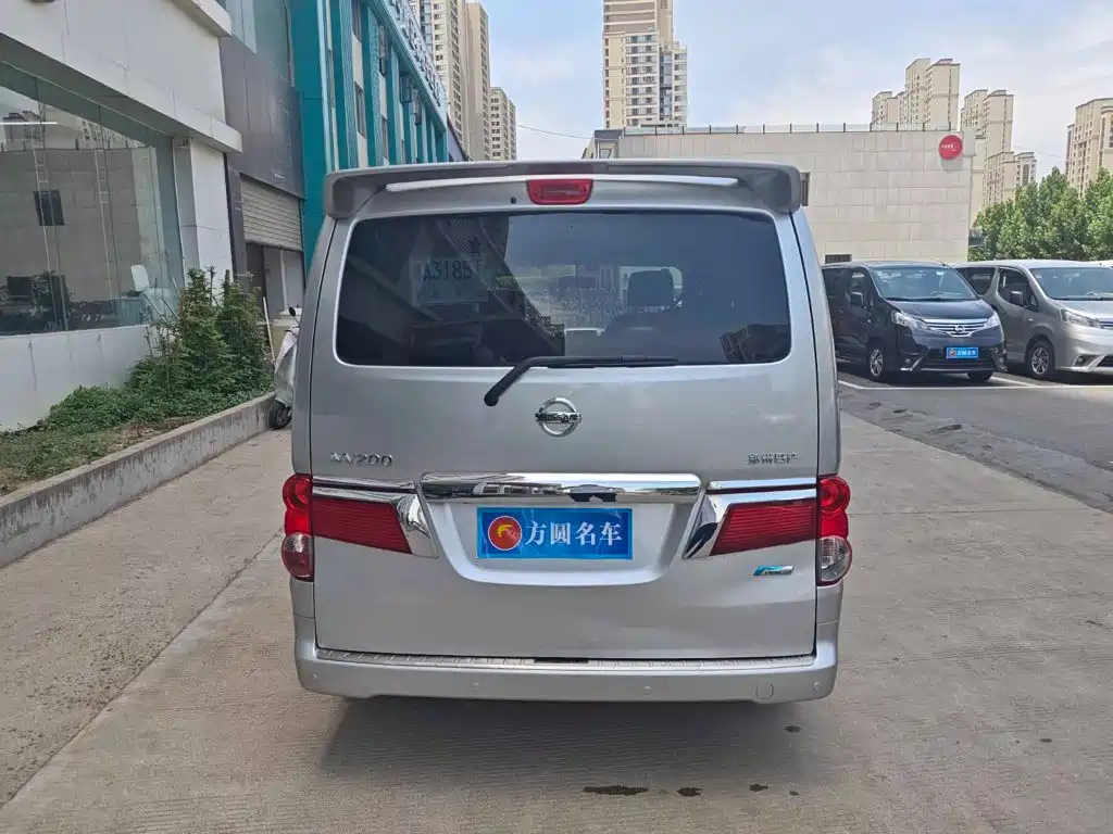 Nissan NV200 — миниатюра 4