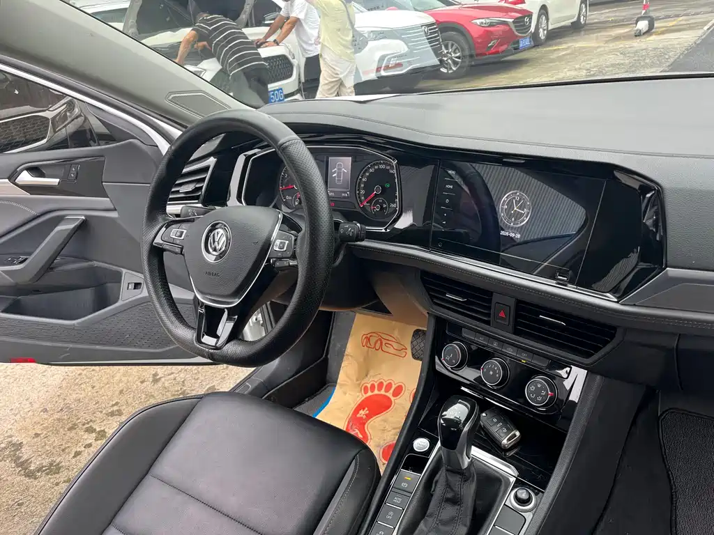 Volkswagen Sagitar — миниатюра 9