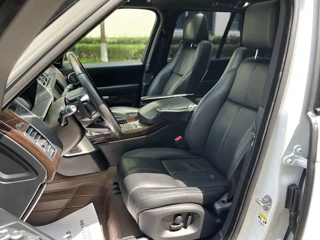 Land Rover Range Rover — миниатюра 15