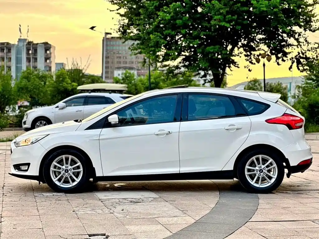 Ford Focus — миниатюра 4
