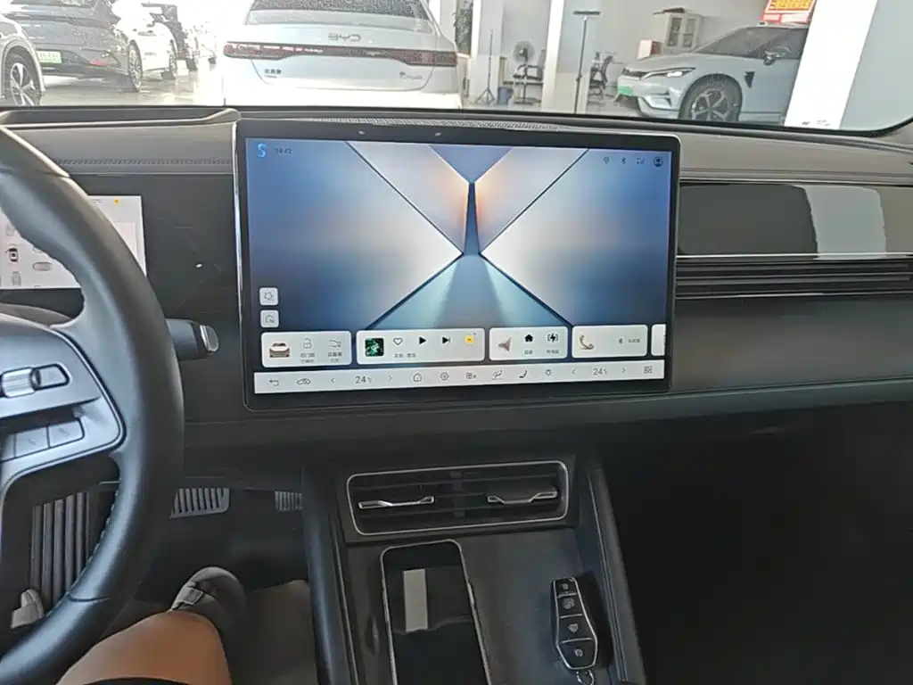 BYD Qin L — миниатюра 13