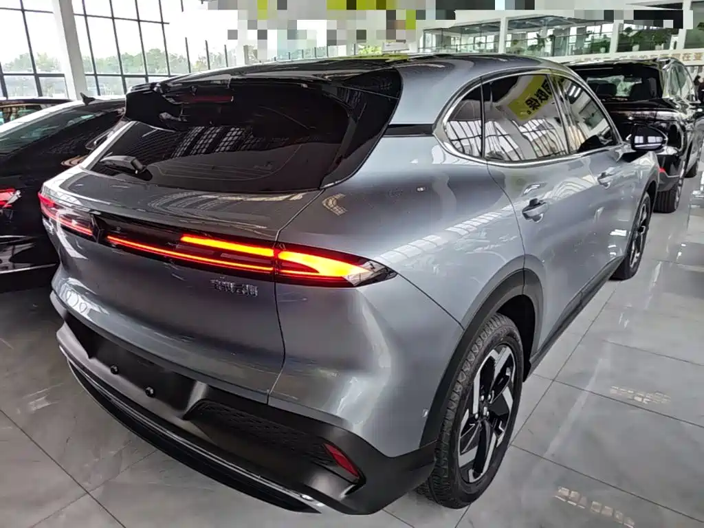 Baojun Yunhai — миниатюра 7