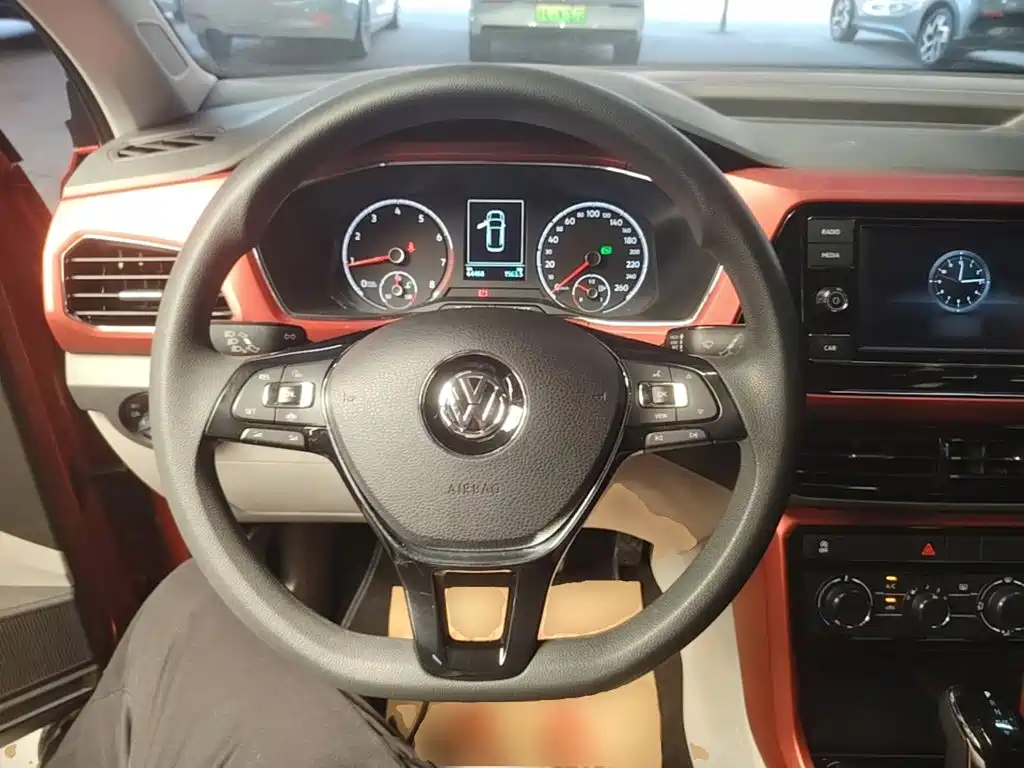Volkswagen T-Cross — миниатюра 11