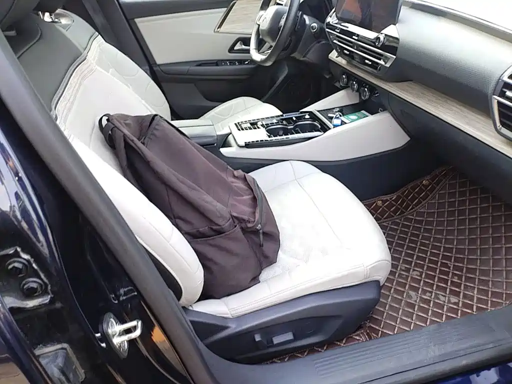 Citroen C5 X — миниатюра 25