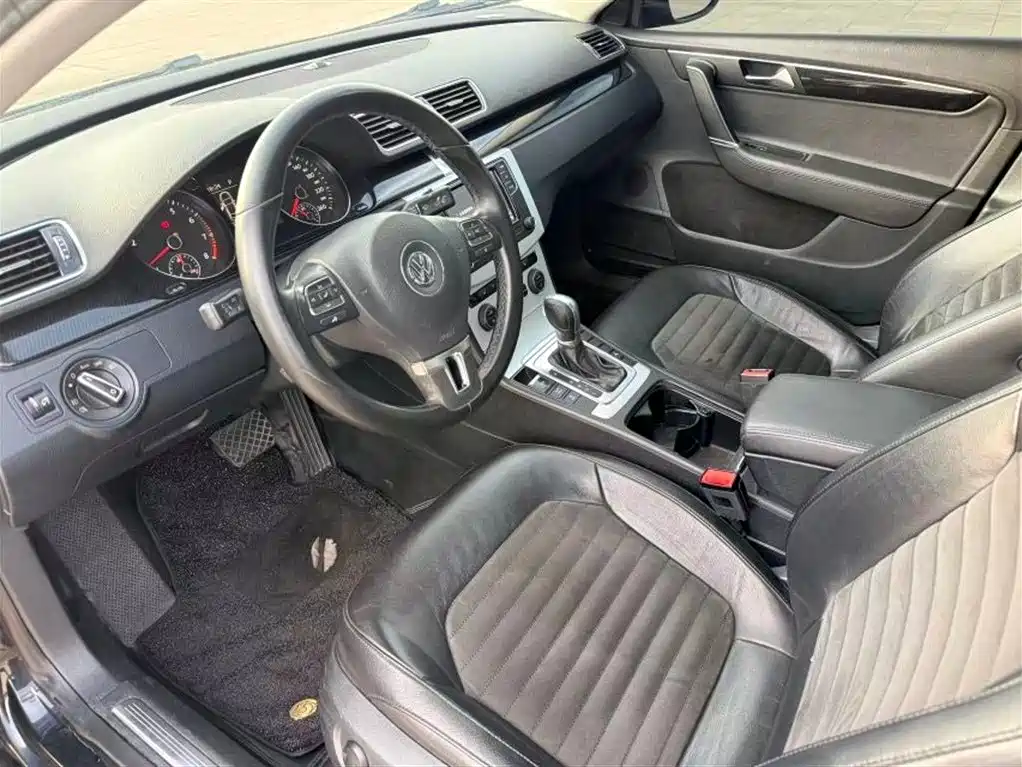 Volkswagen Magotan 2015 2.0TSI Luxury