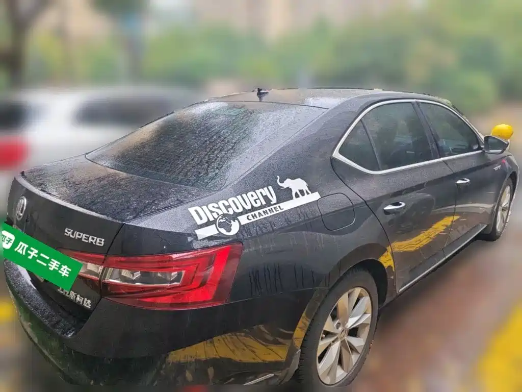 Skoda Superb — миниатюра 4