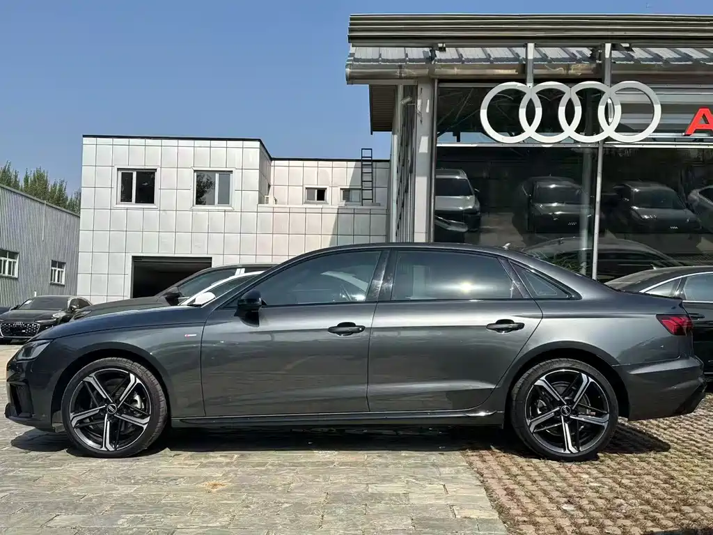 Audi A4L — миниатюра 3
