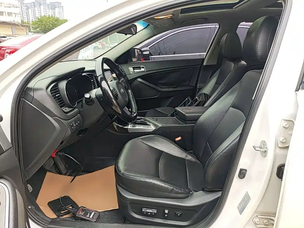 Kia K5 — миниатюра 15