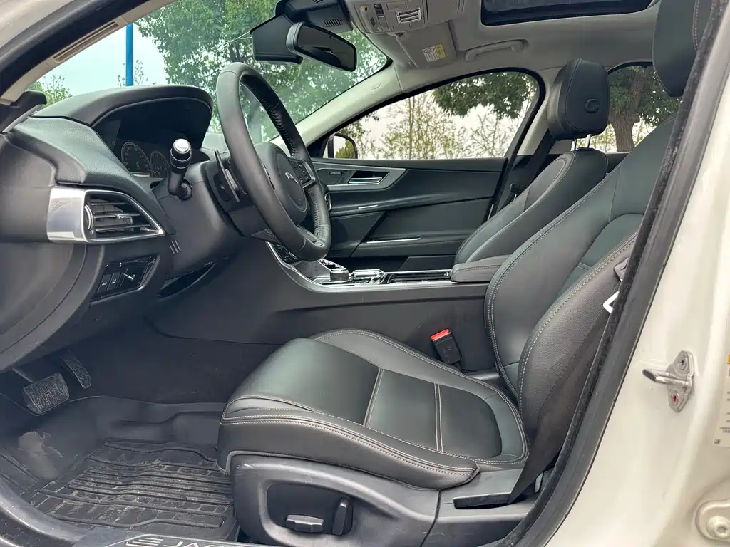 Jaguar XEL 2018 2.0T 200PS Premium