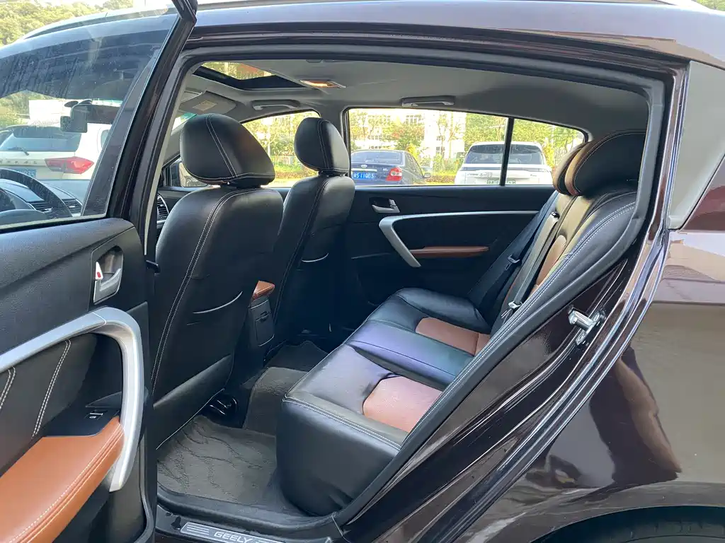 Geely Emgrand 2015 RS 1.5L CVT