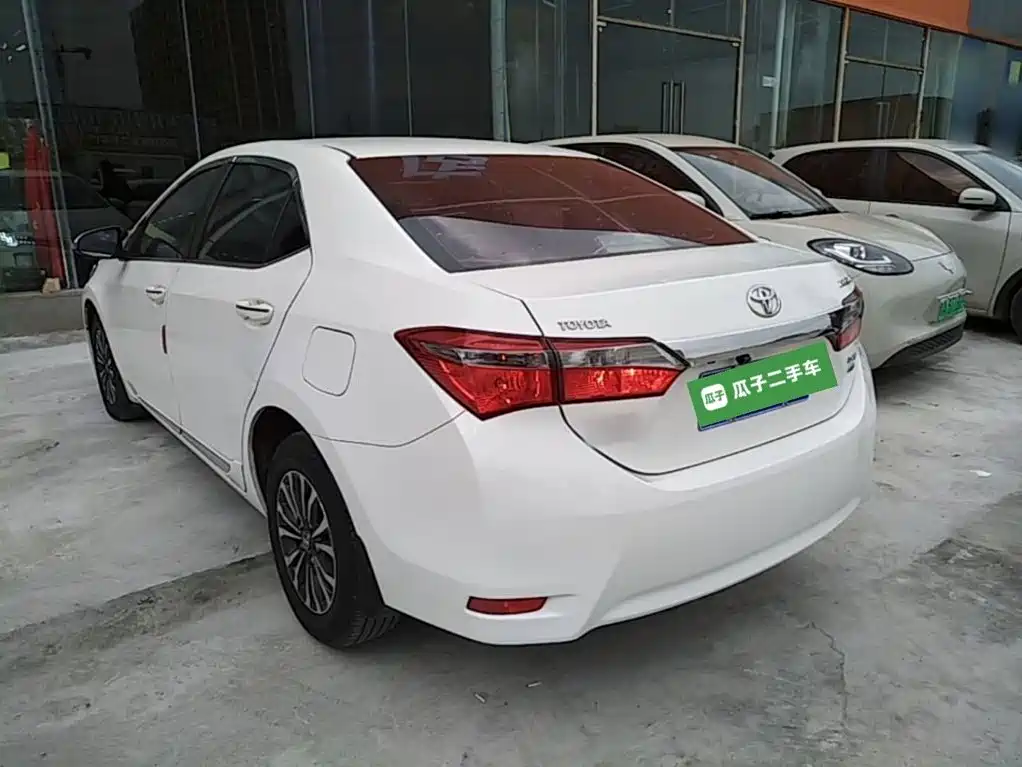 Toyota Corolla — миниатюра 5