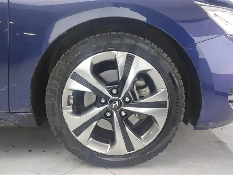 Hyundai Lafesta 2019 280TGDi V
