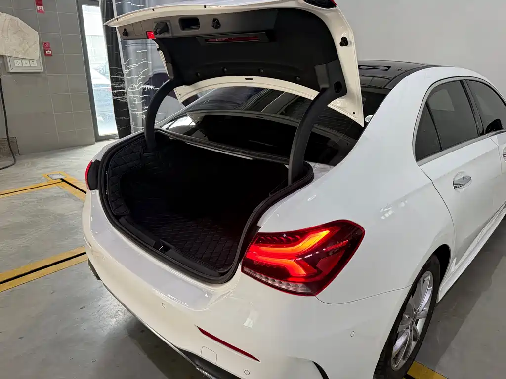 Mercedes-Benz A-Class — миниатюра 18