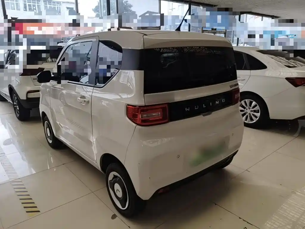 Wuling MINIEV — миниатюра 5