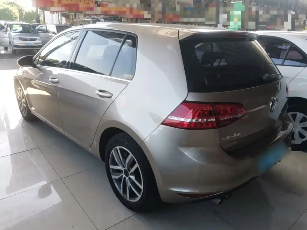 Volkswagen Golf — миниатюра 5