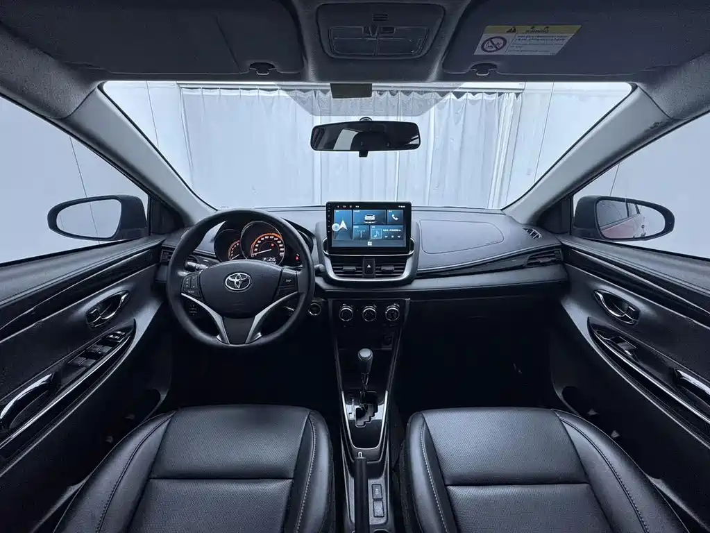 Toyota Yaris L — миниатюра 14