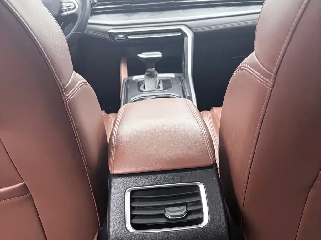 Geely Vision X6 — миниатюра 11