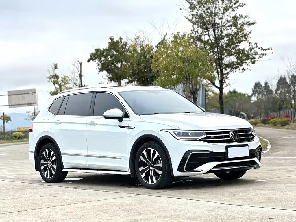 Volkswagen Tiguan L 2024