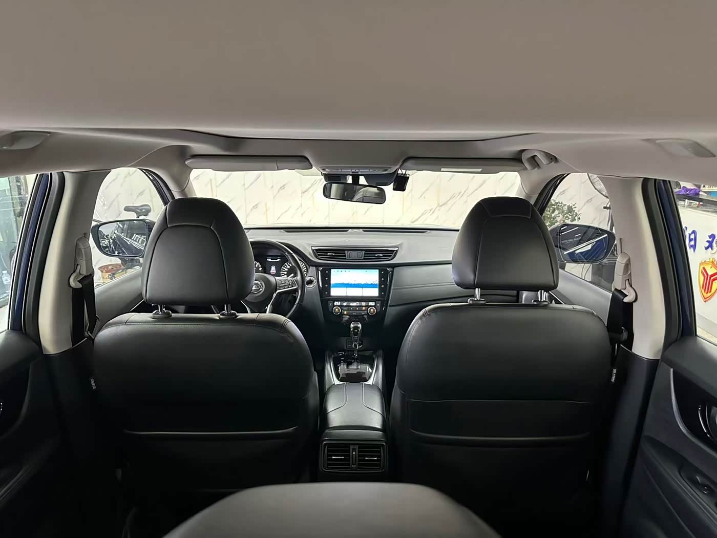 Nissan X-Trail 2.0 л 2021 г. Голубой, пробег 20000 км