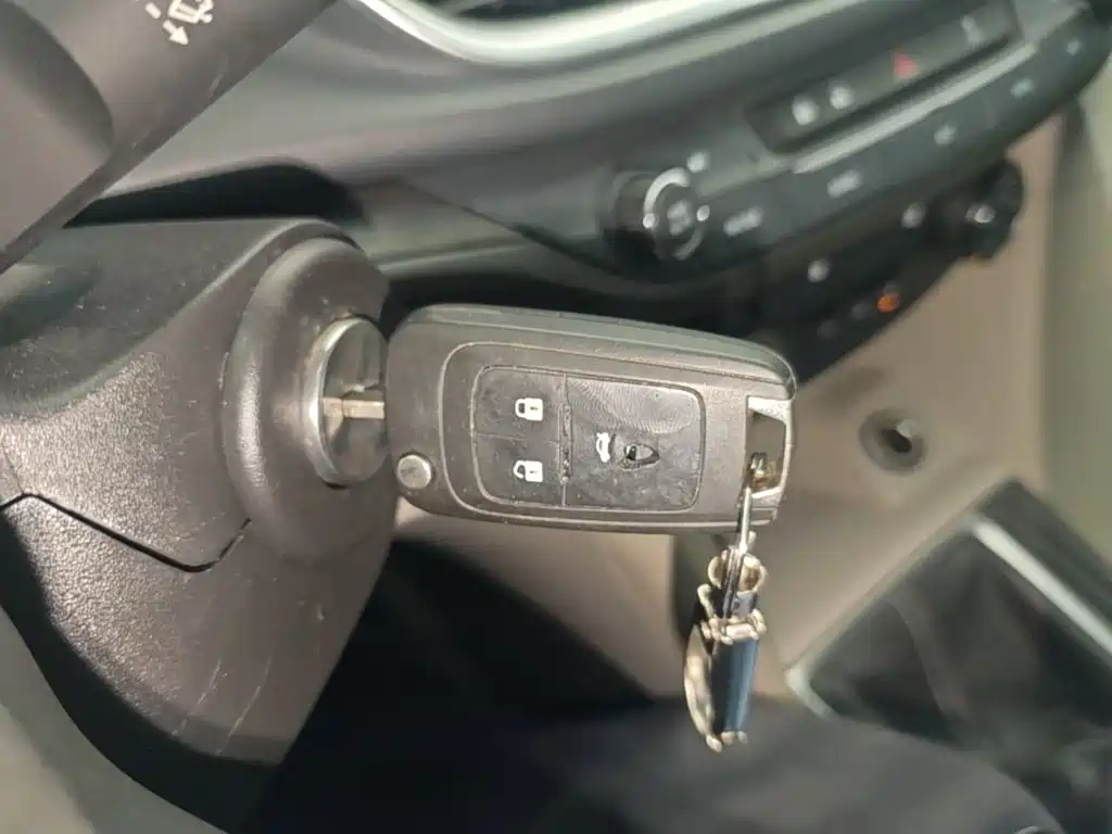 Buick Excelle — миниатюра 9