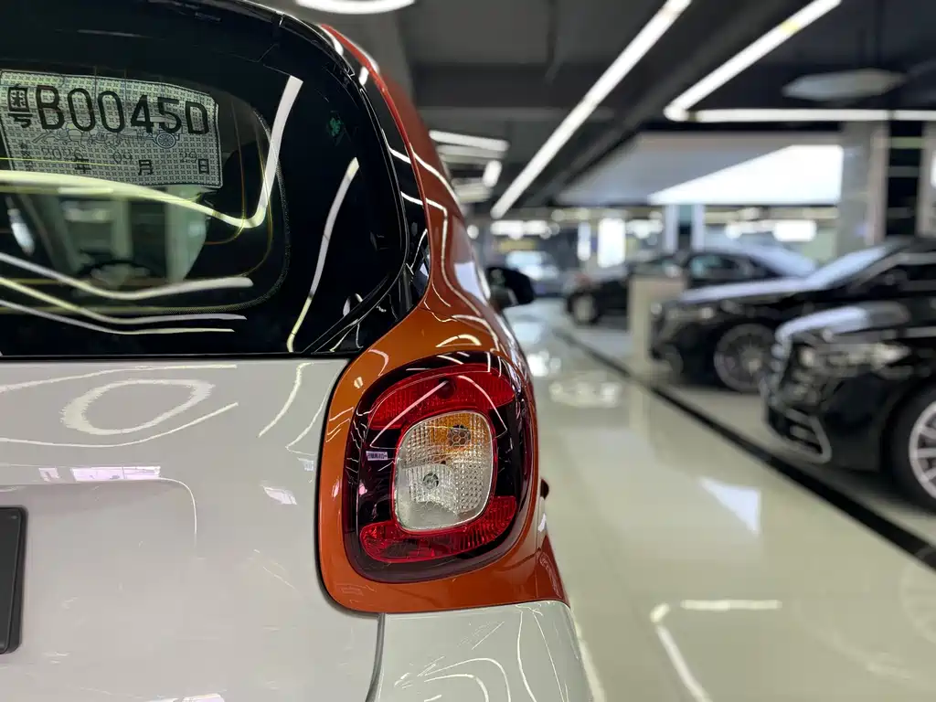 smart Smart Fortwo — миниатюра 41