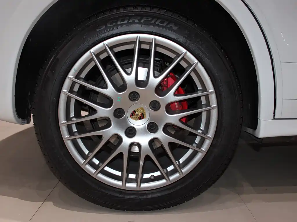 Porsche Cayenne 2014 Cayenne Platinum Edition 3.0T