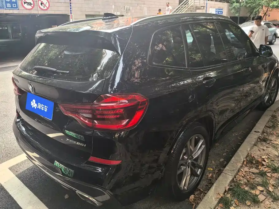 BMW X3 — миниатюра 3