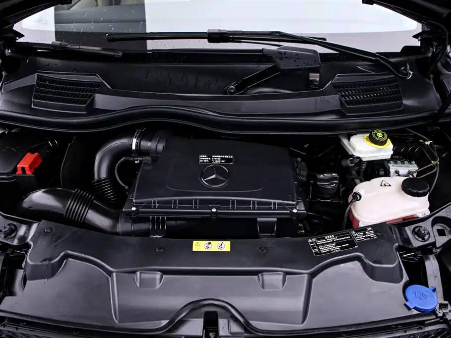 MERCEDES-BENZ V CLASS