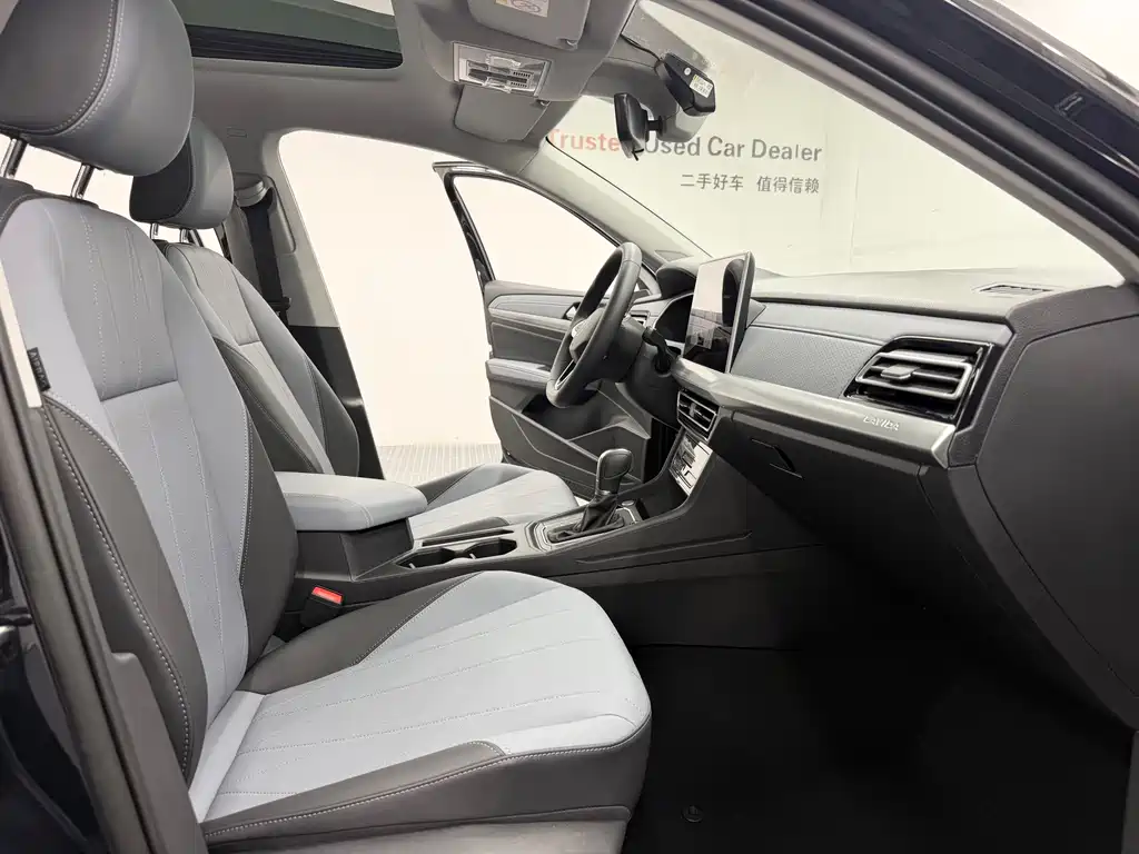 Volkswagen Lavida — миниатюра 8