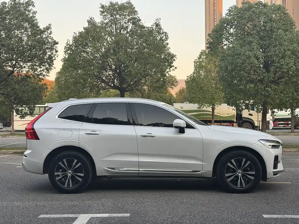 Volvo XC60 — миниатюра 10