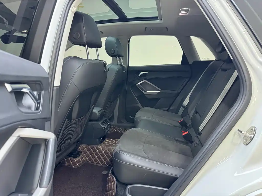 Audi Q3 — миниатюра 7