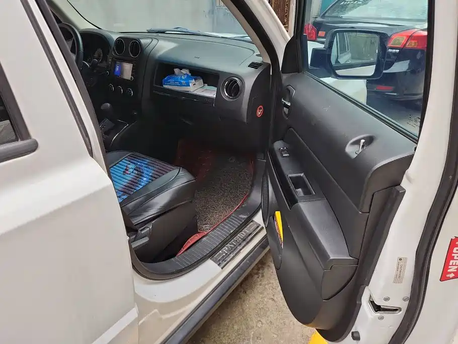 Jeep Patriot — миниатюра 8
