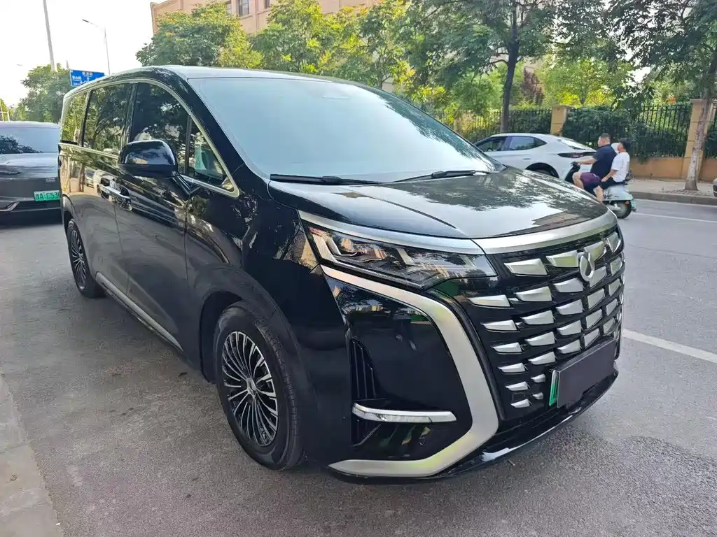 Denza D9 2022 DM-i 970 4WD Flagship Type