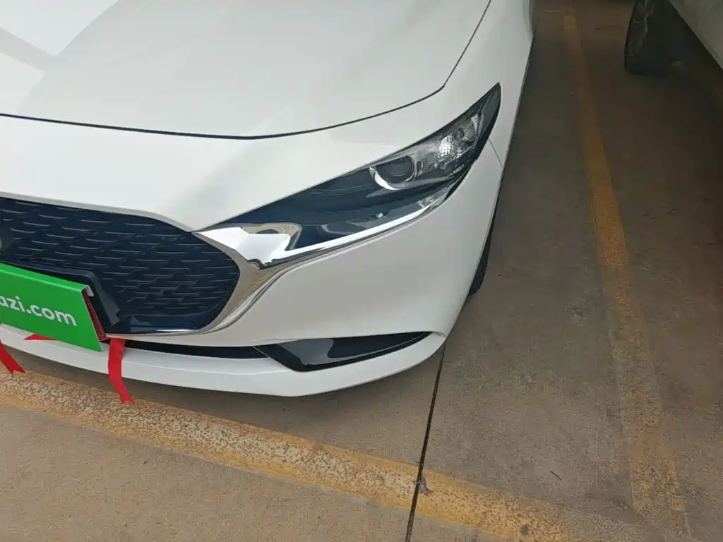 Mazda 3 Axela — миниатюра 24