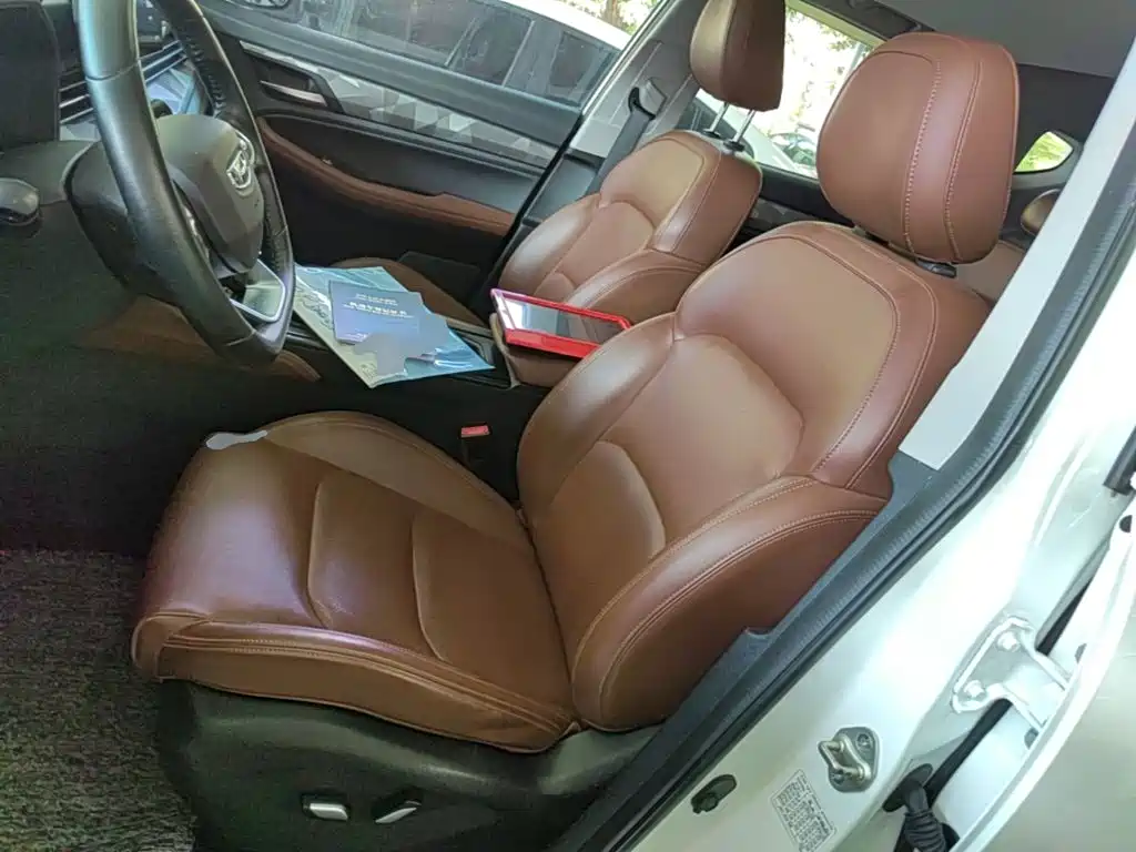 Geely Vision X6 — миниатюра 15