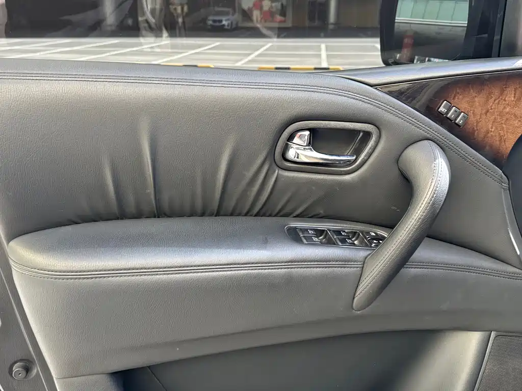 Infiniti QX — миниатюра 10