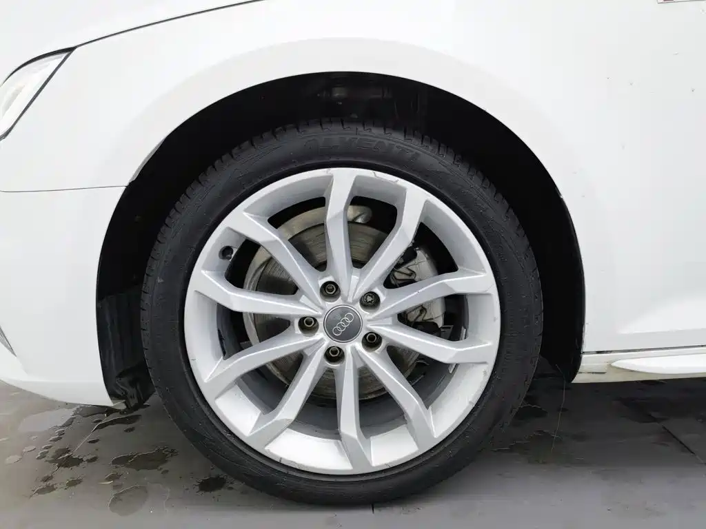 Audi A4L — миниатюра 17