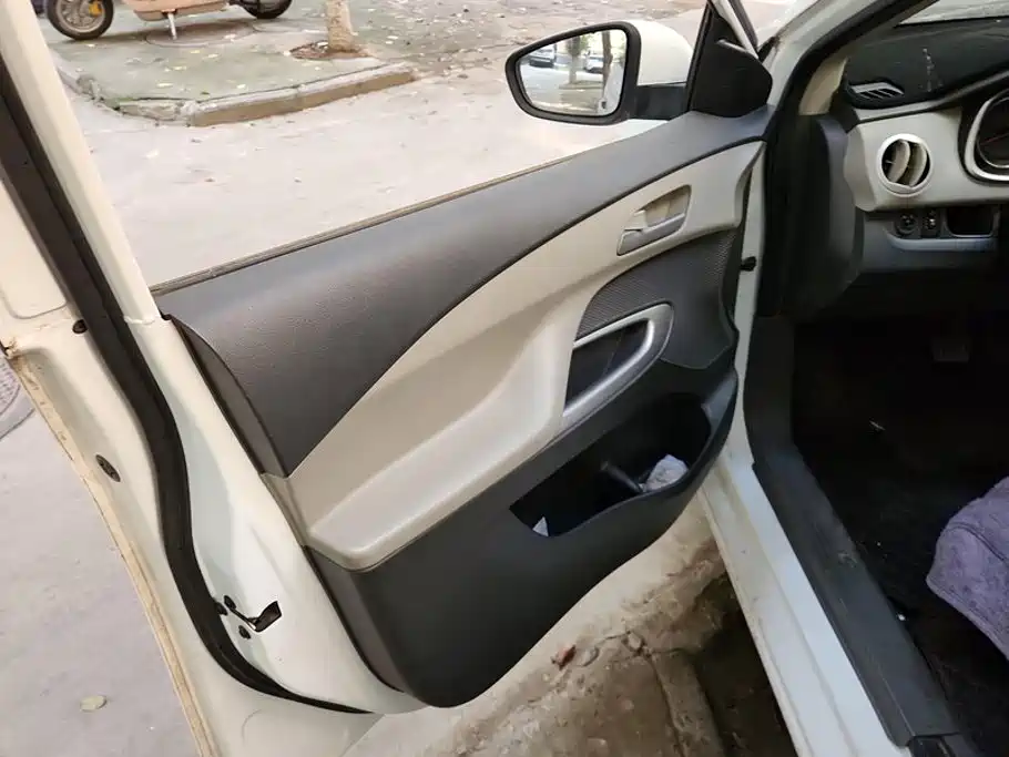 Chevrolet Sail — миниатюра 7