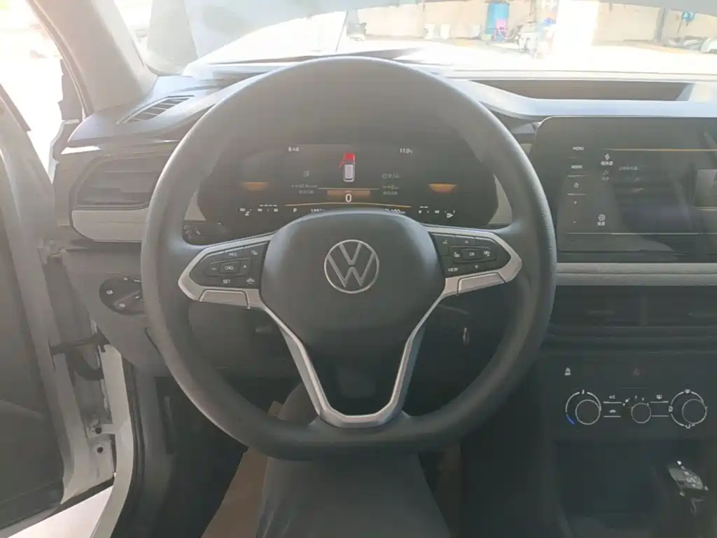 Volkswagen Tharu — миниатюра 11