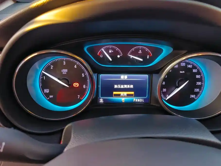Buick Envision Plus — миниатюра 14