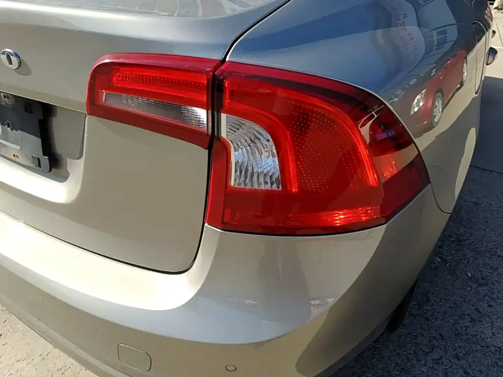 Volvo S60 — миниатюра 8