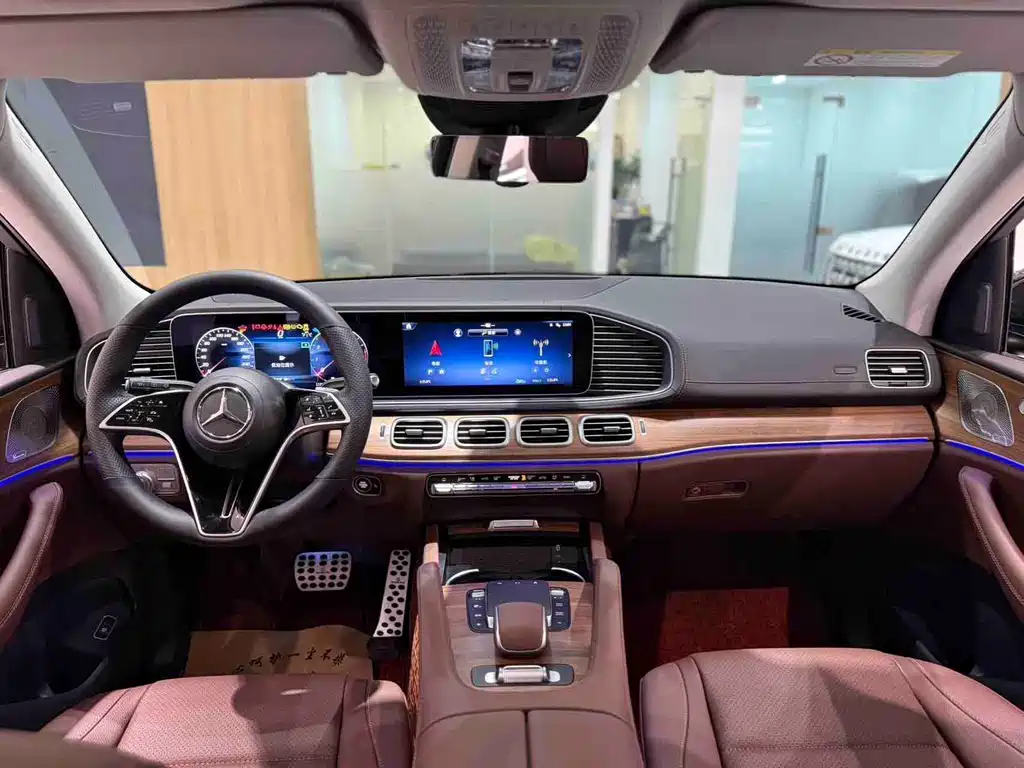 Mercedes-Benz GLE (Import) — миниатюра 4