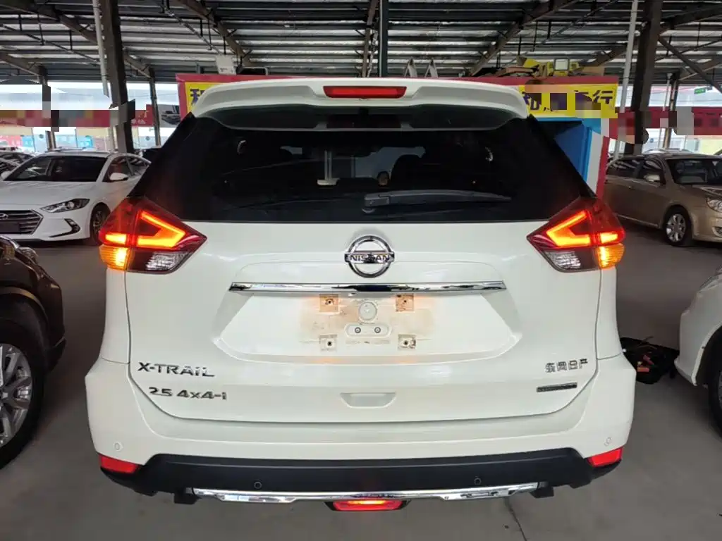 Nissan X-Trail — миниатюра 6