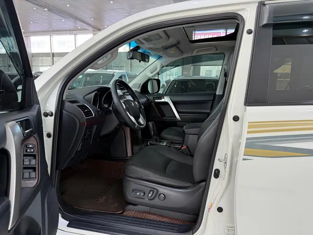Toyota Prado — миниатюра 6